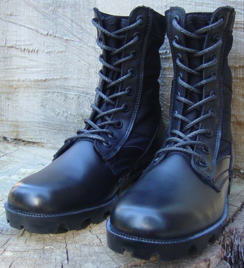 How are military boots laced?